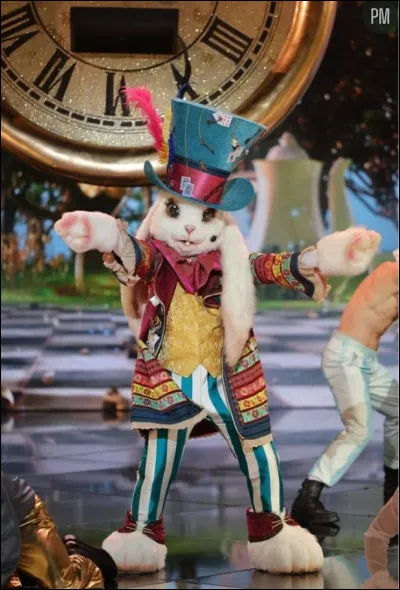 Et pour finir, qui se cachait sous le costume du lapin ?