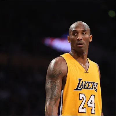 Quel est le nombre maximum de fautes personnelles autorisées par joueur avant exclusion ?