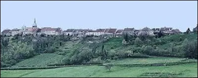 Je vous emm&egrave;ne maintenant dans le Grand-Est, &agrave; Coiffy-le-Haut. Ancienne place forte du domaine royal fran&ccedil;ais, ce village viticole de l'arrondissement de Langres se situe dans le d&eacute;partement ...