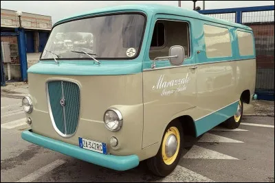 Dans le monde, il y a des personnes atypiques qui les mènent à une forme de prospérité, mais surtout à des aventures incongrues. Pour vous citer un exemple, j'ai choisi cet utilitaire. Saurez-vous me nommer ce véhicule ?