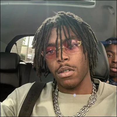 Qui est ce chanteur ?