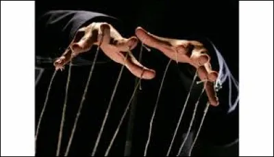 Quels sont les premiers mots de la chanson "Marionnettiste" interprétée par Pierre Bachelet en 1985 ?