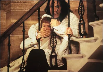 Comment s'appelle le roman de Robert Louis Stevenson ayant été de multiples fois adapté au cinéma et à la télé ?