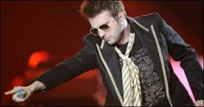 Qui a chanté le tube "Ça m'énerve" en 2009 ?