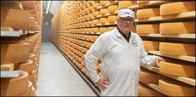 Comment reconnait-on au premier coup dil un gruyère suisse d'un gruyère français ?