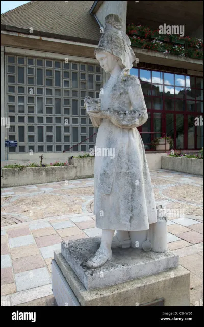 Au XVIIIe siècle, quel fromage a rendu célèbre la fermière Marie Harel ?
