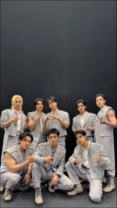 Qui est le leader du groupe ?