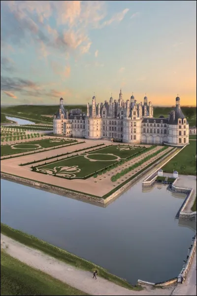 Le château de Chambord est un exemple darchitecture de quel style ?