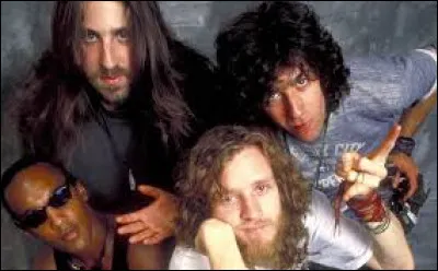 Quel groupe a chanté le tube "Two Princes" en 1991 ?