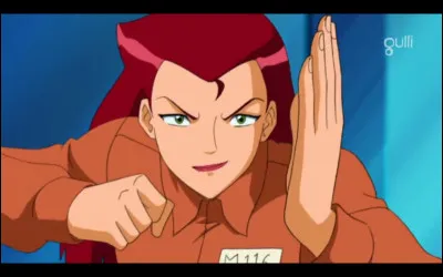 Dans quelle saison apparaît lantagoniste Candy Sweet, en tenue de prisonnière ?