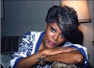 Qui est cette chanteuse américaine de souk, de pop et de RnB qui a vendu plus de 100 millions de disque ?