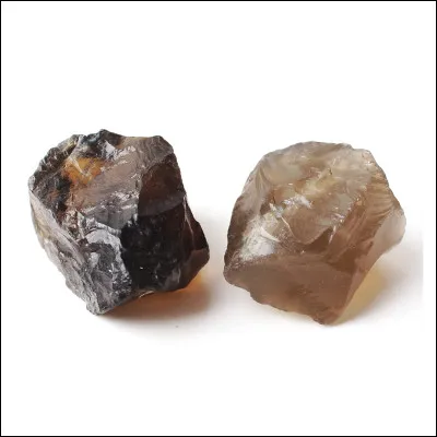 Quel est le deuxième minéral le plus répandu dans l'écorce terrestre après le feldspath ?