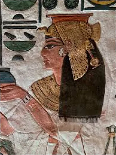 De ces deux grandes épouses royale, laquelle était la femme du pharaon Ramsès II ?