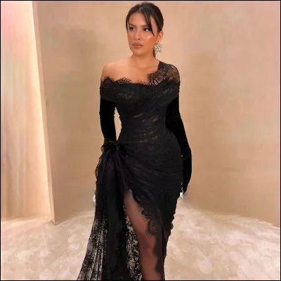 Aimes-tu cette robe ?