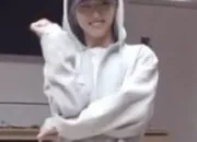 Test As-tu plus le c�t� 'Hold my Hand' ou '3RACHA' de Han ?