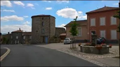 Ancienne commune Puydômoise, Flat se situe en région ...