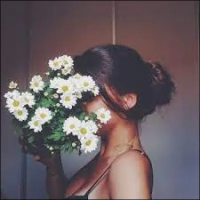 Quand tu traverses une période difficile, tu préfères