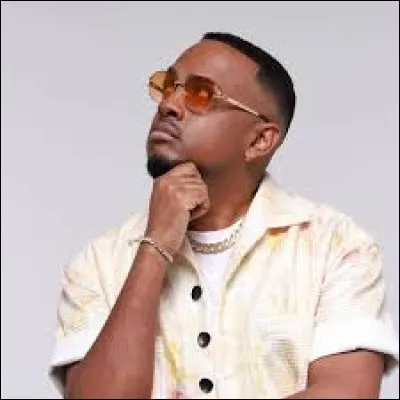 Qui a chanté le tube "Celui" en 2010 ?