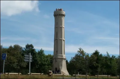 Dans la mythologie aztèque, de quoi Xiuhtecuhtli était-il le dieu ?