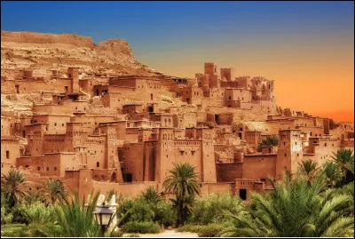 Quel est le nom donné à une citadelle que l'on trouve en Afrique du Nord-Ouest ?