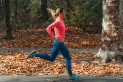 Il a fallu qu'elle ... pour le rattraper