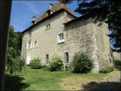 Nous sommes à présent devant le château de La Murette. Commune de l'aire d'attraction Grenobloise, elle se situe dans le département ...
