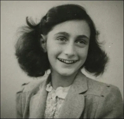 Le journal d'Anne Frank a été réécrit combien de fois ?