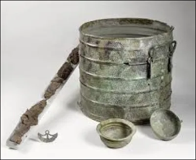 Et le début de l'âge du fer se situe au ...