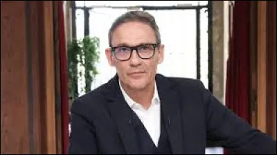 Où est né Julien Courbet ?