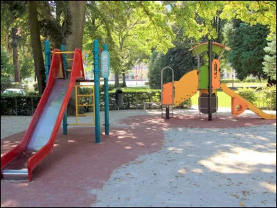 Les enfants sont partis à l'... de jeux