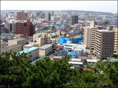 Où se situe la ville d'Akita ?