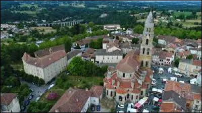 La petite ville de Saint-Léonard-de-Noblat se trouve dans le département de la ...