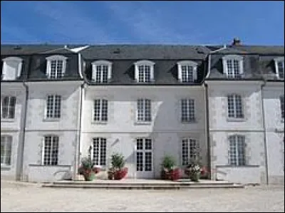 Je vous emmène maintenant à La Chapelle-Saint-Mesmin. Ville de la métropole Orléanaise, elle se situe dans le département ...