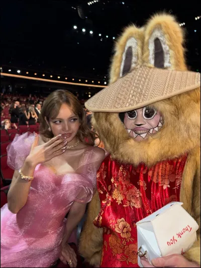 Veux-tu quelle ait des Labubu ?