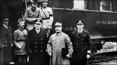 Quelle clause principale impose l'armistice outre la fin des combats ?