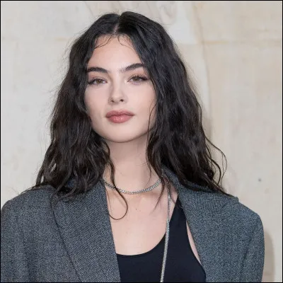 Le personnage principal est une fille :