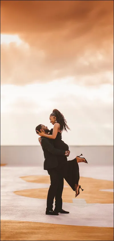 Le héros de l'histoire a été en couple 2 fois :