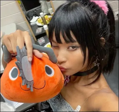 Quand tu entres dans une pièce, les gens