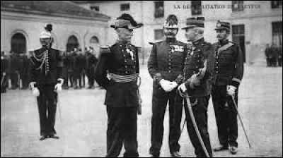 Quel était le grade dAlfred Dreyfus au moment de son arrestation ?