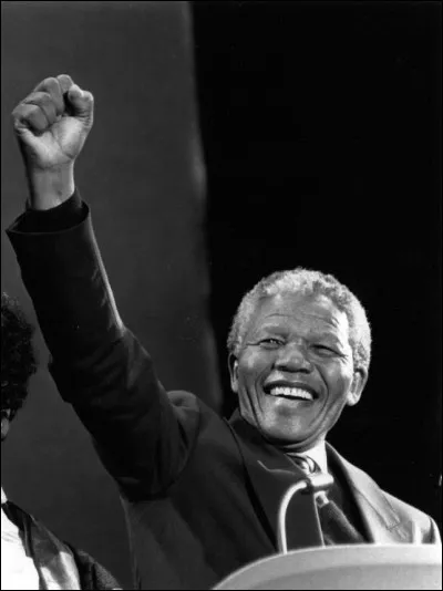 Combien d'années Nelson Mandela fut-il incarcéré ?