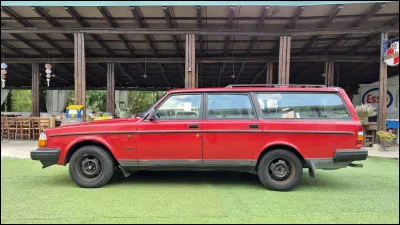 Le métro parisien comprend 14 lignes. Avec combien de stations ?