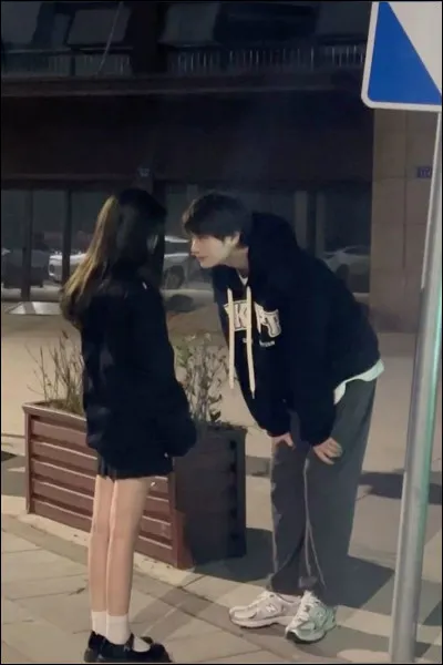 Un(e) de tes ami(e)s est un peu déprimé(e), que fais-tu ?