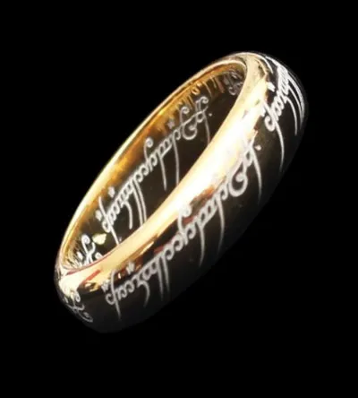 Et enfin, il y a un anneau...