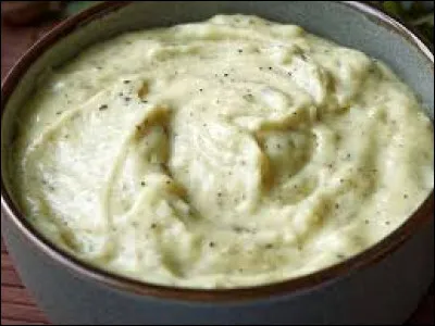 Laquelle de ces sauces contient des oignons ?