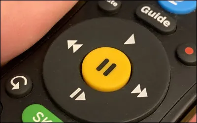 Le monde se fige pendant 24 heures. Personne ne bouge, sauf toi. Que fais-tu ?