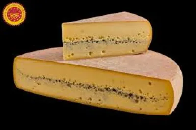 La raclette fait son retour. On nest pas obligé dutiliser du fromage à raclette : on peut le remplacer par du morbier, du bleu du Vercors-Sassenage, nos briques brebis et brebis Espelette, ou encore par certaines tommes de chèvre, bien connues pour leur fonte rapide et leur goût unique. Parmi ces trois départements, lequel ne fabrique pas de morbier ?