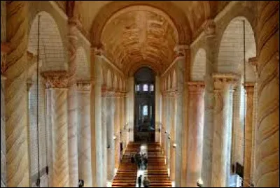 Dans quel département irez vous pour admirer les fresques de l'église de Saint-Savin-sur-Gartempe ?