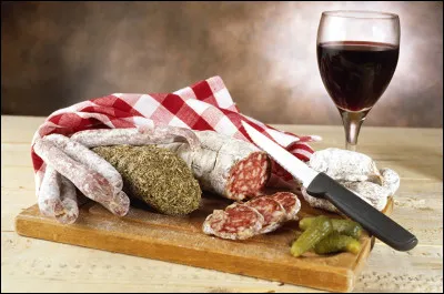 "Vient boire un p'tit coup à la maison" est un titre interprété par le groupe :