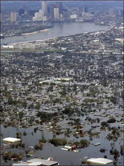 Comment fut appelé louragan qui dévasta le sud-est des États-Unis en 2005 ?