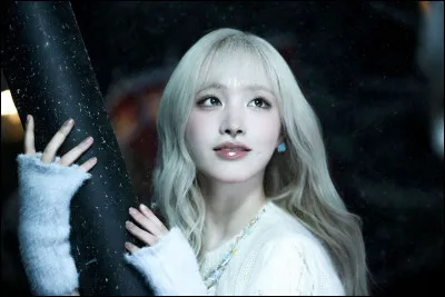 Quel est le nom complet de Liz ?